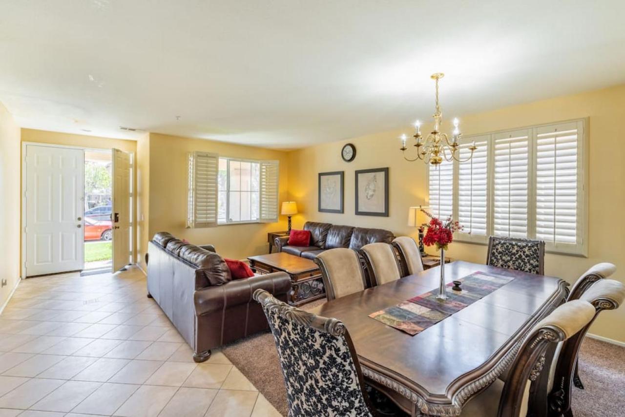פונטנה Family-Friendly 4Br Home - Spacious - Great Location מראה חיצוני תמונה