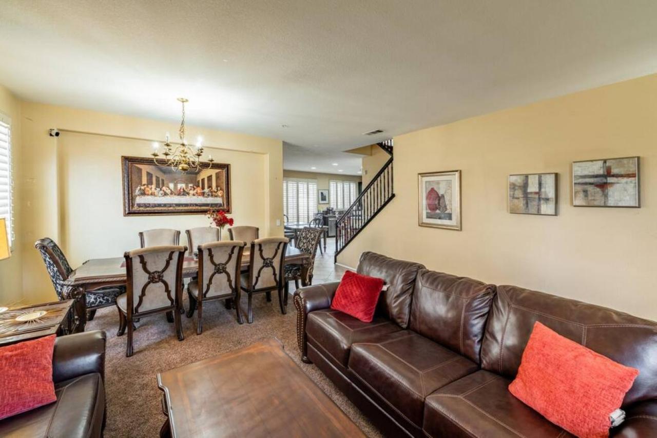 פונטנה Family-Friendly 4Br Home - Spacious - Great Location מראה חיצוני תמונה